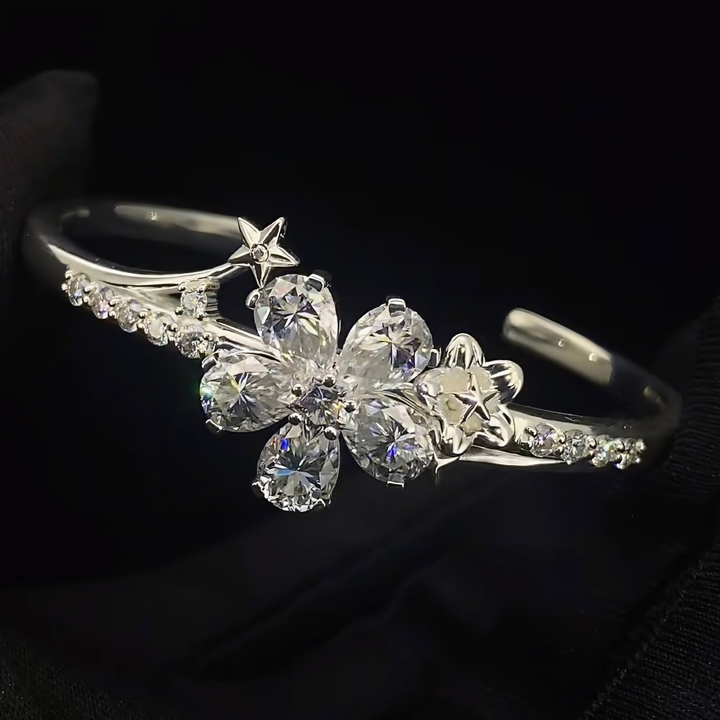 Xavier Bracelet — 925 Sterling Silver, Platinum Plated, with Moissanite Gemstones