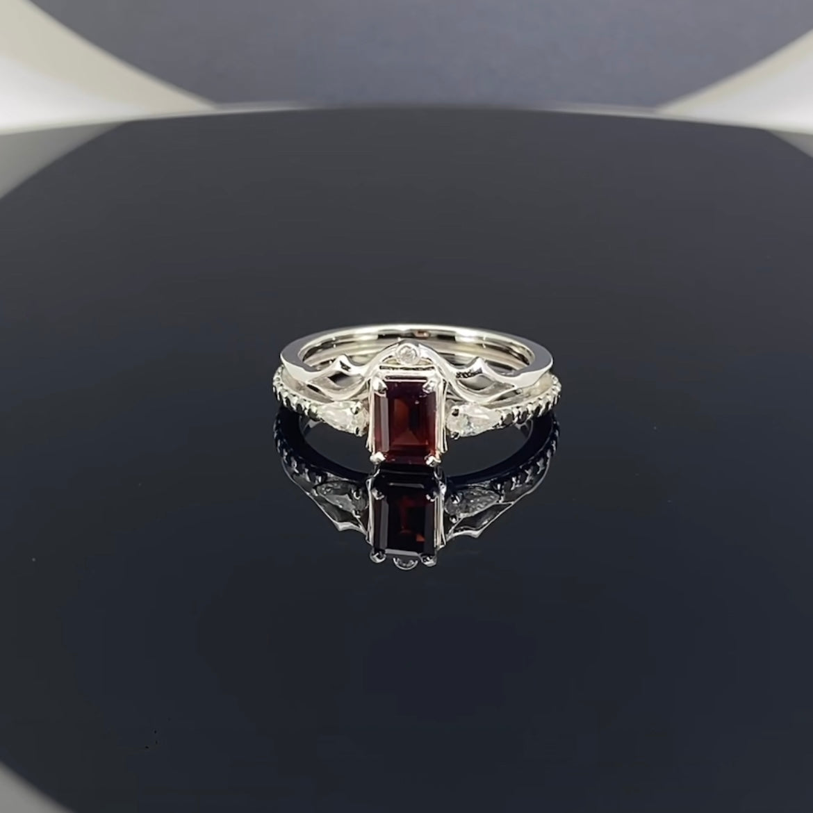 Kitten 100 Affinity Ring