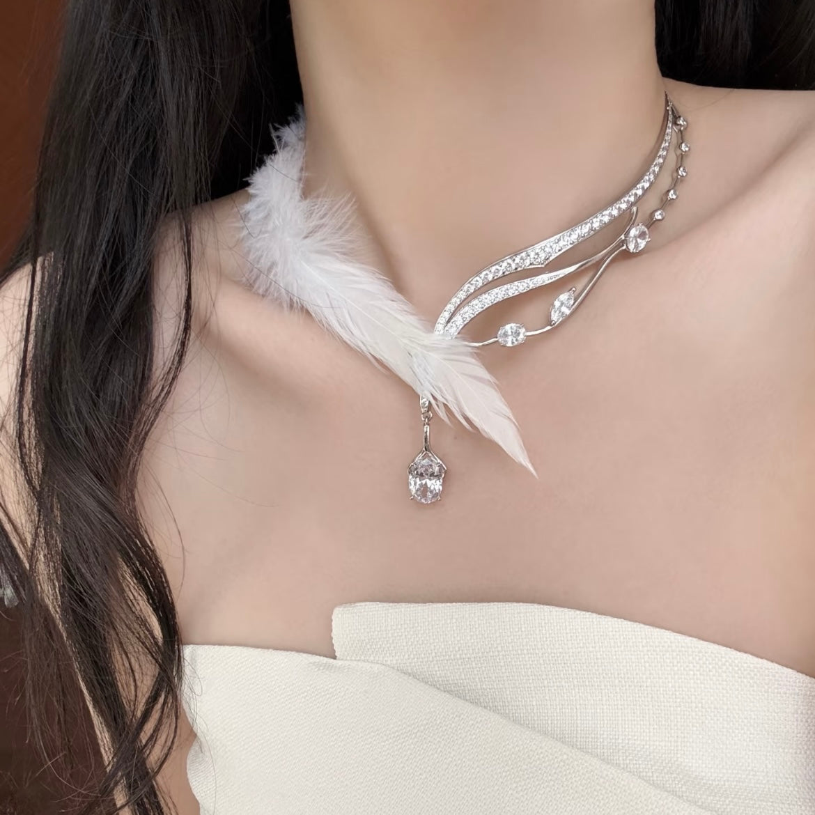 Kitten's Wedding Feather Necklace