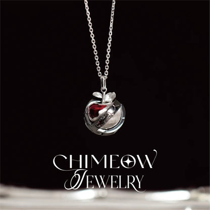 Gege Apple Pendant in Gold-plated Silver