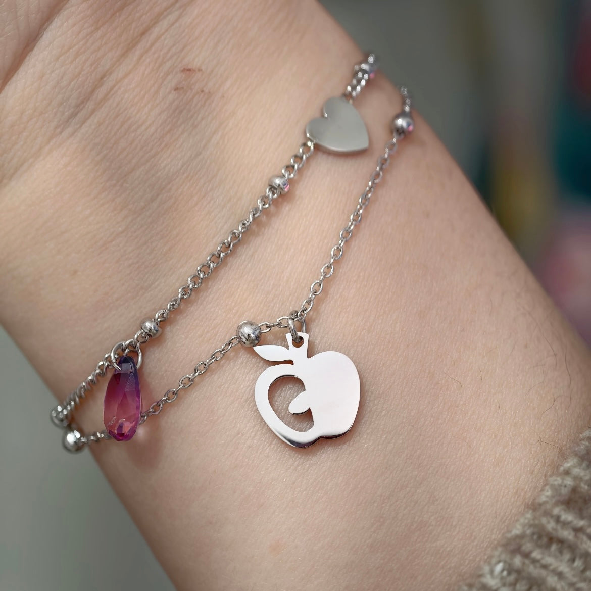 Caleb / Fish / Star / Tabby / Jasmine Inspired Eye-Color Teardrop Bracelet