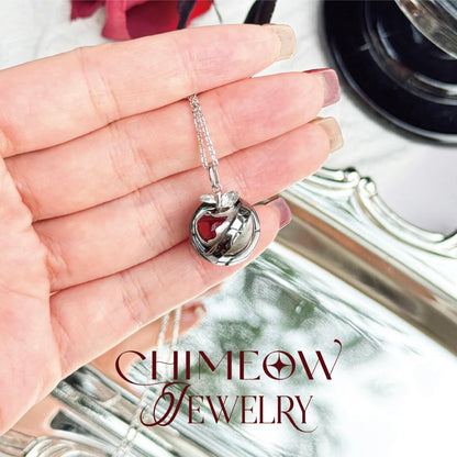 Gege Apple Pendant in Gold-plated Silver