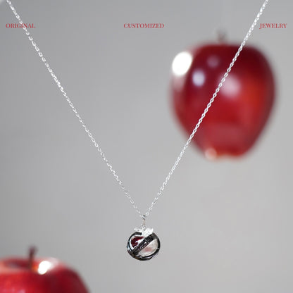 Gege Apple Pendant in Gold-plated Silver