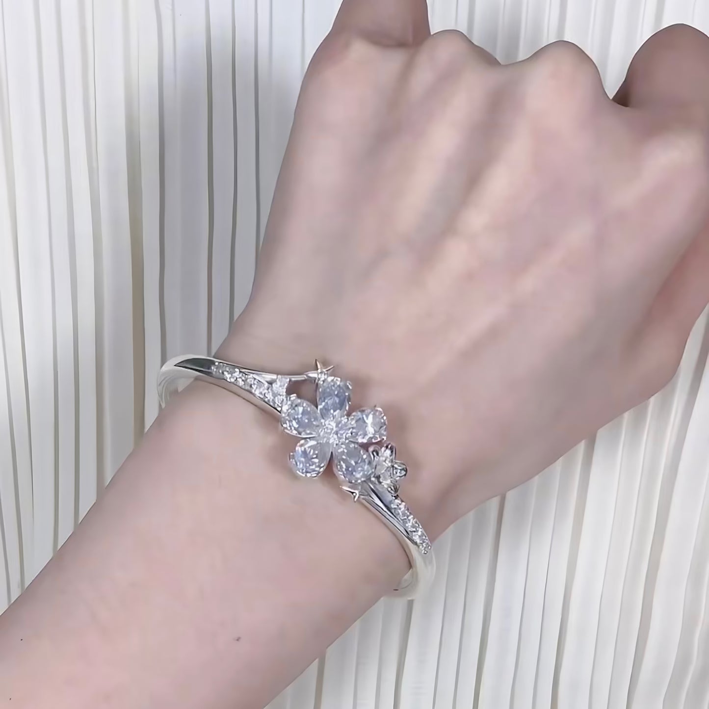 Xavier Bracelet — 925 Sterling Silver, Platinum Plated, with Moissanite Gemstones