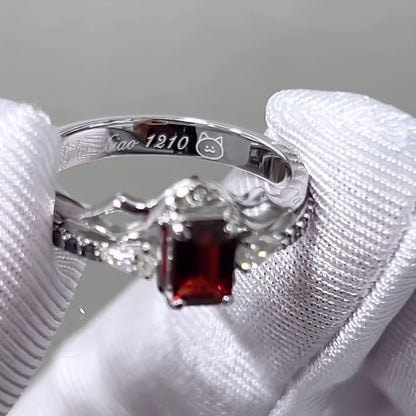 Kitten 100 Affinity Ring