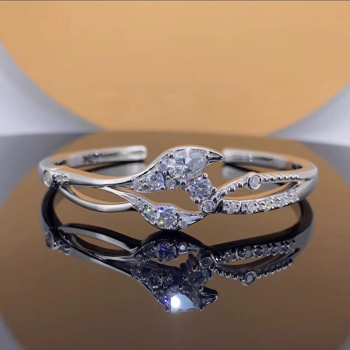 Rafayel Bracelet — 999 Sterling Silver, Platinum Plated, with Moissanite Gemstones