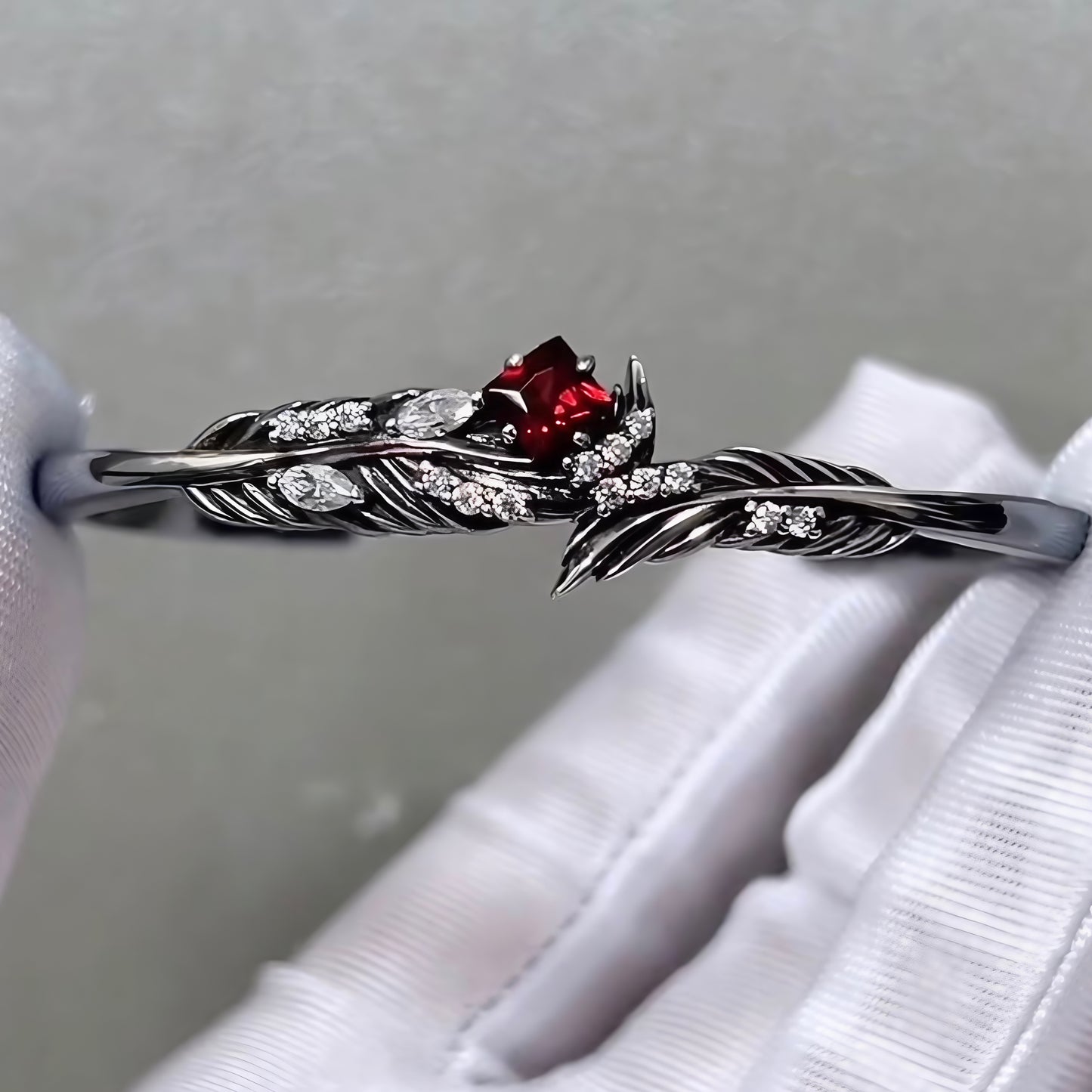Sylus Bracelet — 925 Sterling Silver, Platinum Plated, with Moissanite Gemstones