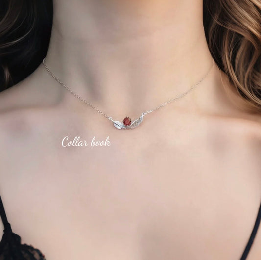 Little Feather Necklace — 925 Sterling Silver with Natural Garnet